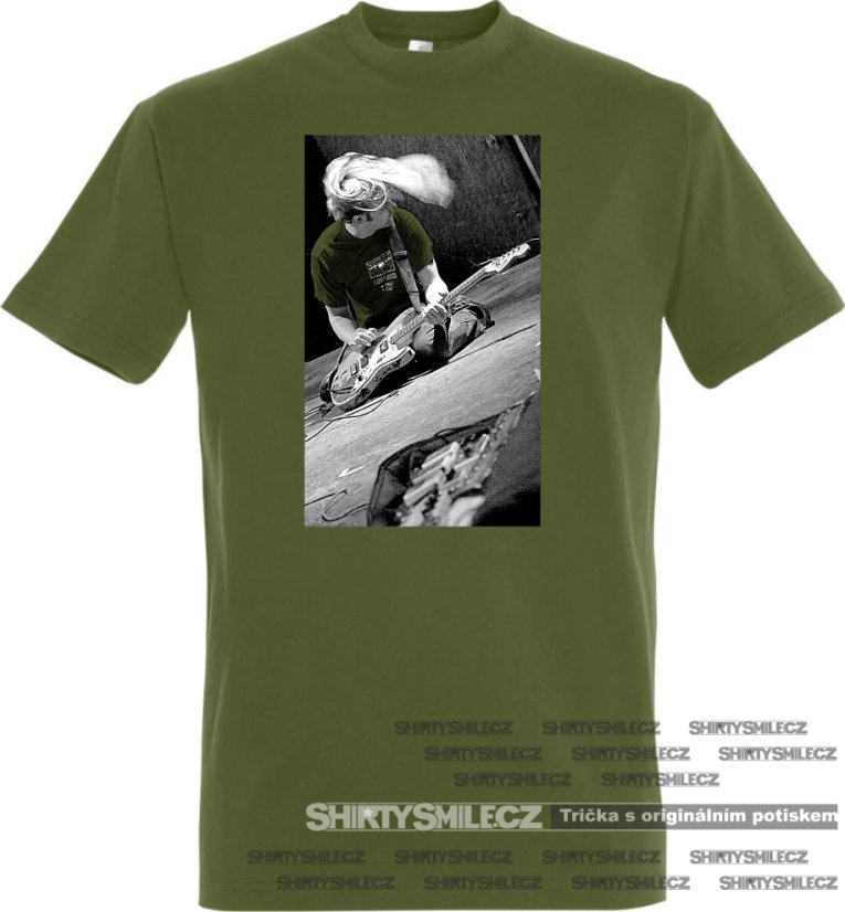 Tričko s kytaristou