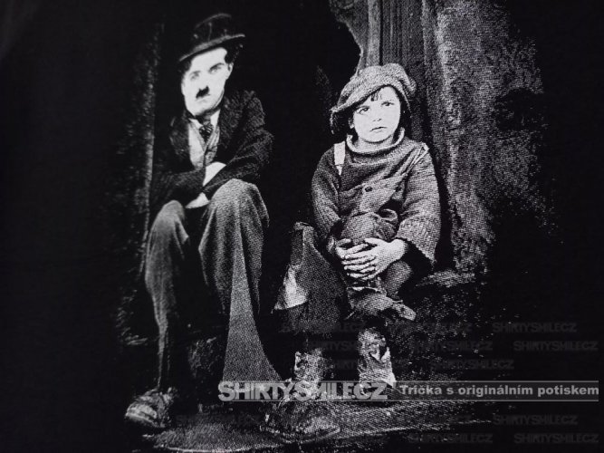 Tričko Charlie Chaplin tulák detail