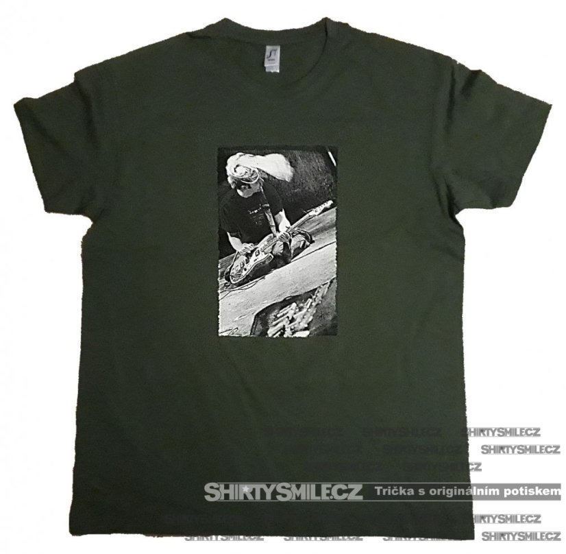 Tričko s kytaristou